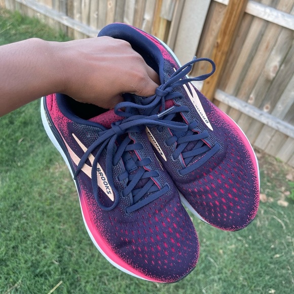 Brooks Ghost 16 Women’s Size 10B Wide Running Shoes Peacoat/Raspberry/Apricot - Picture 4 of 8